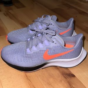 Women’s Nike Zoom Athletic Shoes